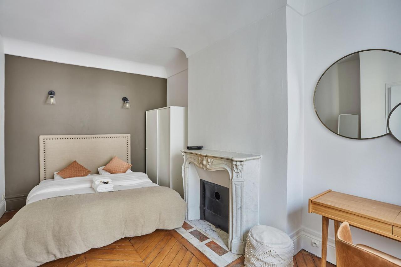 Residence Beaubourg Le Marais By Studio Prestige Paris Bagian luar foto